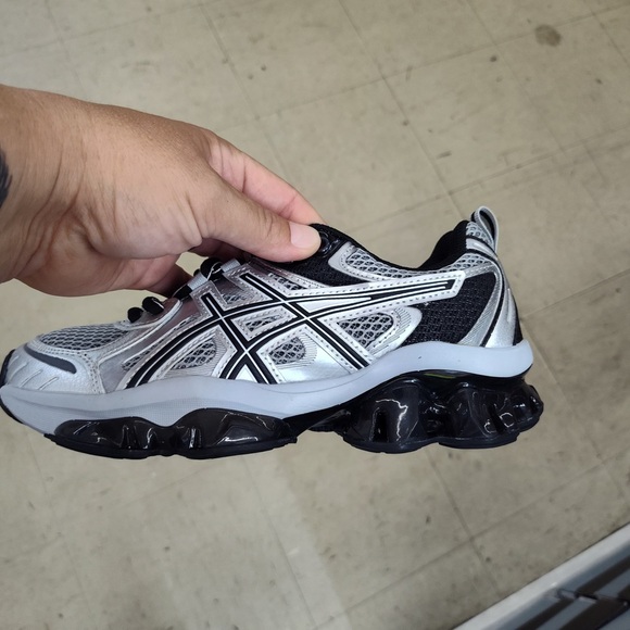 ASICS Silver and Black Athletic Sneakers - Picture 1 of 1